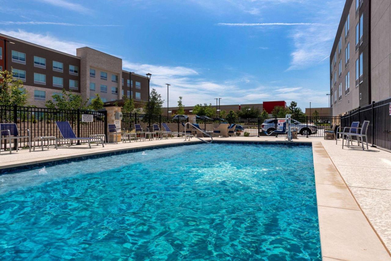 La Quinta Inn & Suites By Wyndham Pflugerville Luaran gambar