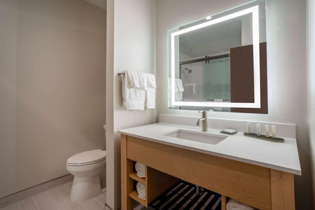 La Quinta Inn & Suites By Wyndham Pflugerville Luaran gambar