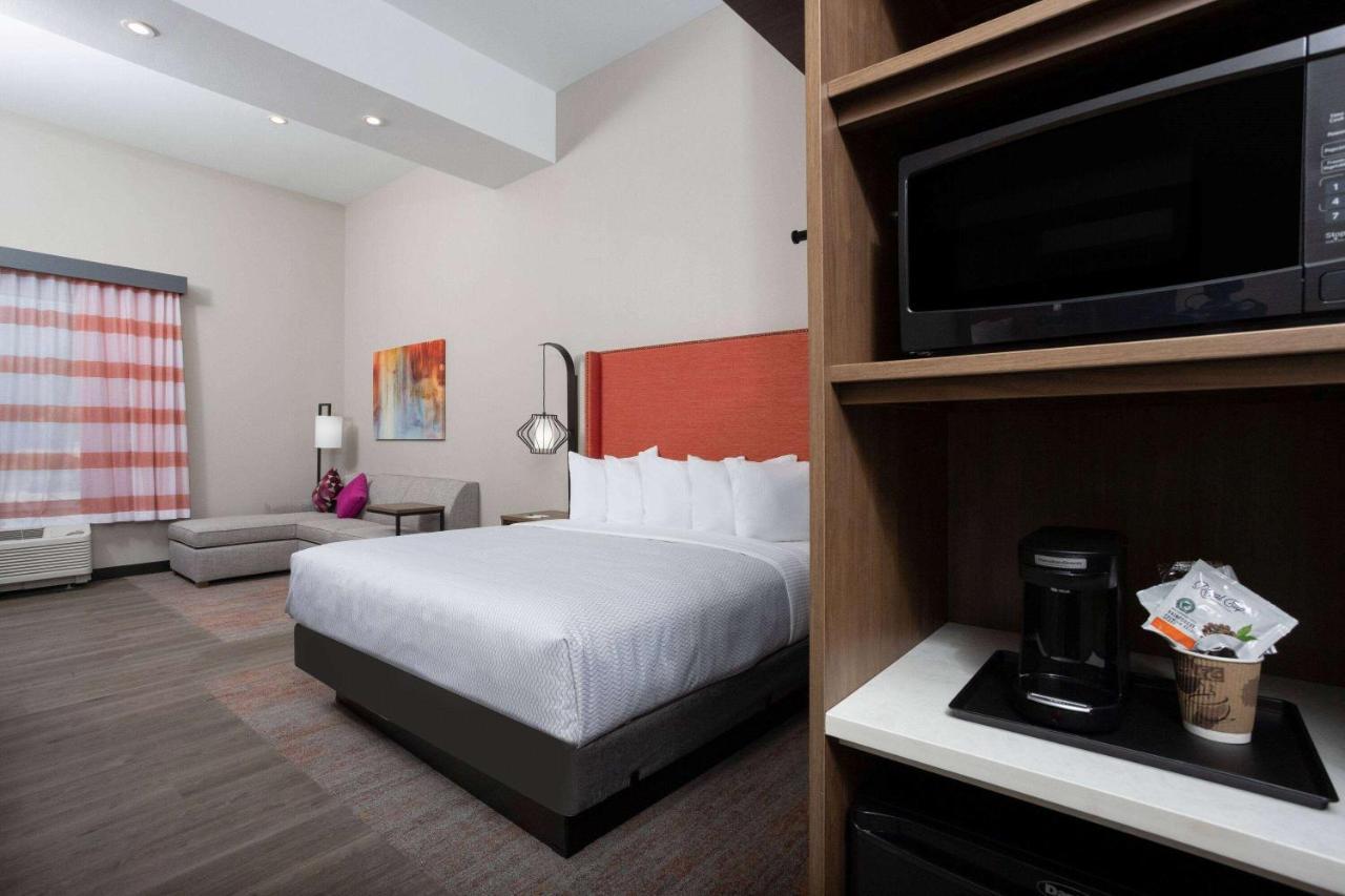 La Quinta Inn & Suites By Wyndham Pflugerville Luaran gambar