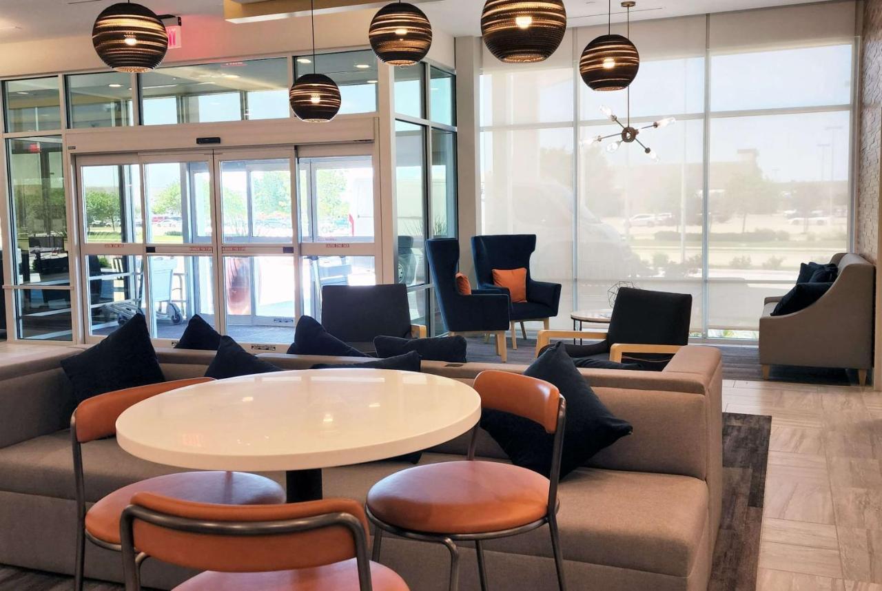 La Quinta Inn & Suites By Wyndham Pflugerville Luaran gambar